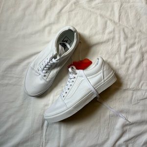 Van’s Unisex Low Top Trainers
